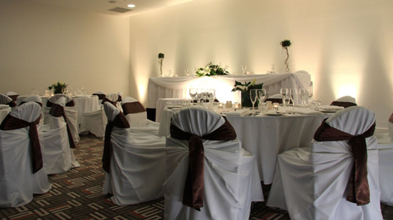 <b>Chancellor Executive Apts-Varsity Lakes Banquet</b> <b>Chancellor Executive Apts-Varsity Lakes Banquet</b>