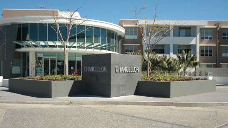 Chancellor Executive Apts-Varsity Lakes Exterior