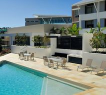 Chancellor Executive Apts-Varsity Lakes Pool