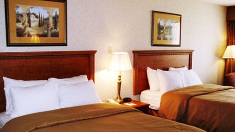 Studio 6 Suites Tupelo Room