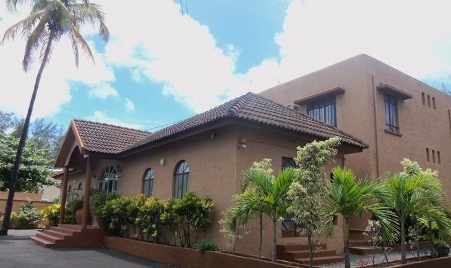 Oasis Beach Club Mauritius Exterior