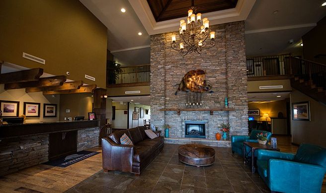 Buffalo Run Hotel Lobby