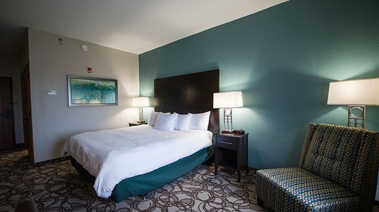 Buffalo Run Hotel Room