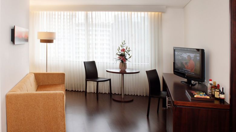 <b>Hotel Estelar Milla de Oro Suite</b> <b>Hotel Estelar Milla de Oro Suite</b>