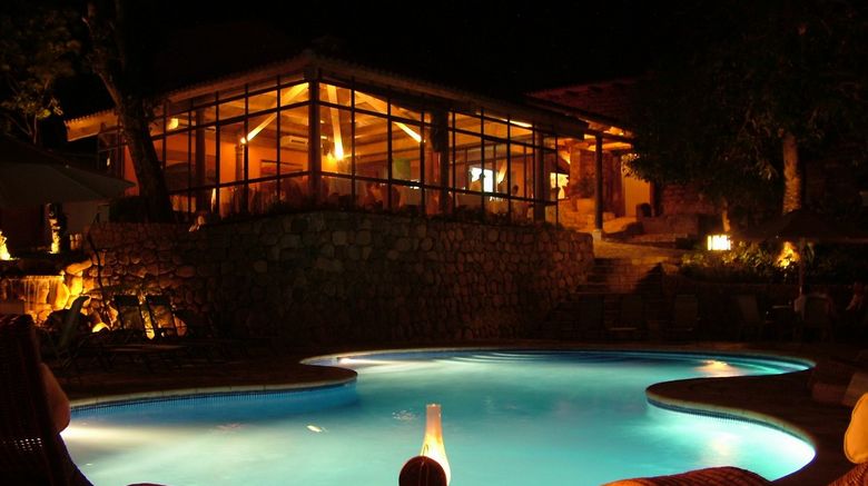 <b>Los Almendros de San Lorenzo Pool</b>