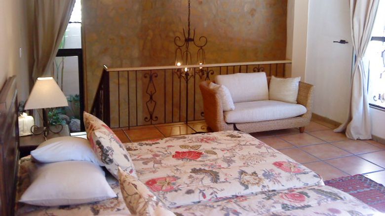 <b>Los Almendros de San Lorenzo Suite</b>