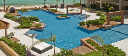 Encanto El Faro Pool