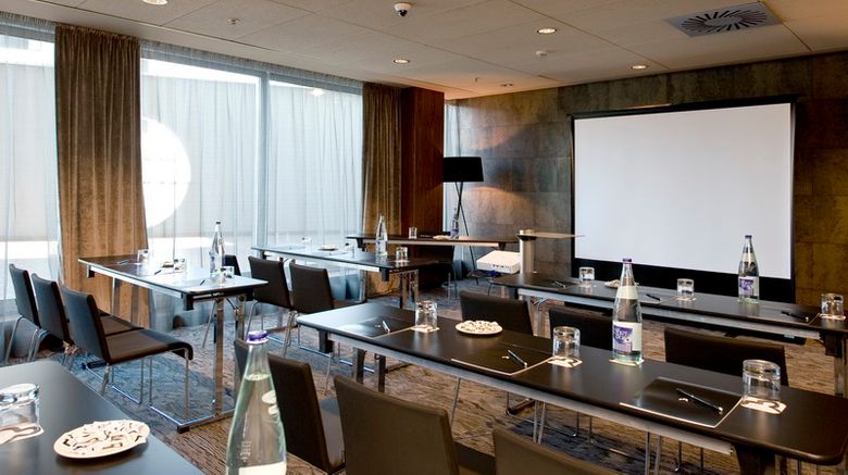 <b>Rafaelhoteles Badalona Meeting</b>