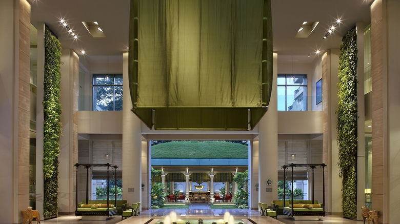 <b>ITC Gardenia, a Luxury Collection Hotel Lobby</b> <b>ITC Gardenia, a Luxury Collection Hotel Lobby</b>