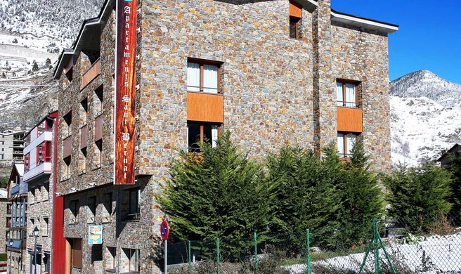 Sant Bernat Apartments Exterior