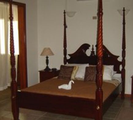 Vista Bahia Beach Resort Room