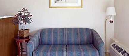 Motel 6 New Stanton Lobby