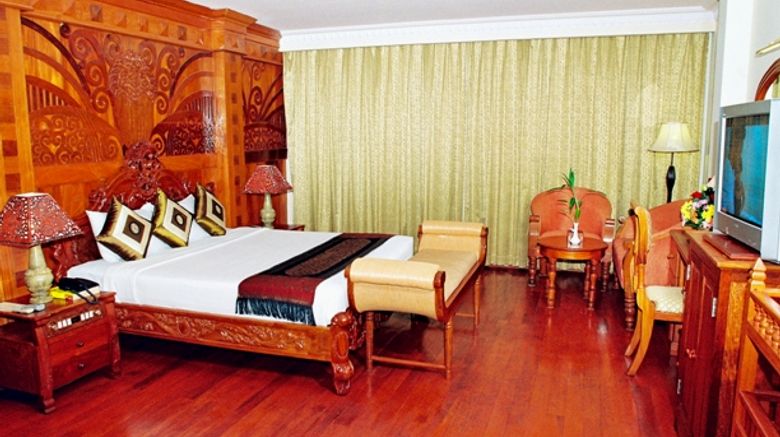 <b>Majestic Oriental Hotel Suite</b>