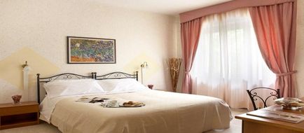 Park Hotel Room