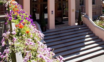 Gallery Park Hotel