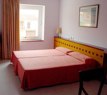 Montmelo Hotel Room