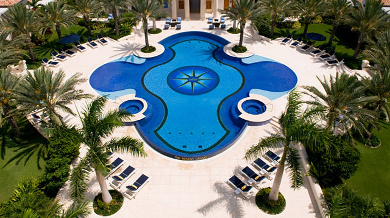 <b>The Regent Grand Pool</b> <b>The Regent Grand Pool</b>