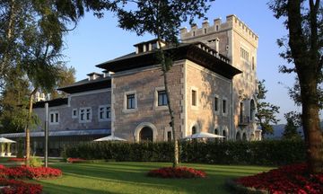 Domus Selecta Castillo Bosque La Zoreda
