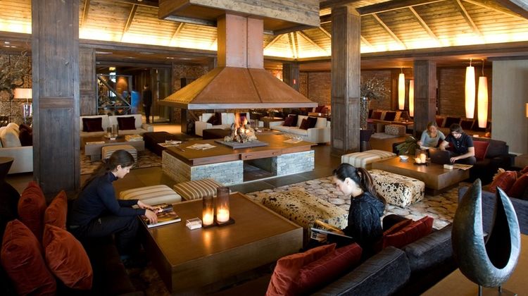 Hotel Val de Neu Lobby