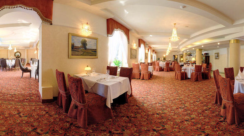 <b>Hotel Spa Faltom Restaurant</b> <b>Hotel Spa Faltom Restaurant</b>