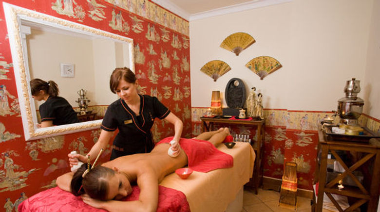 <b>Hotel Spa Faltom Spa</b> <b>Hotel Spa Faltom Spa</b>