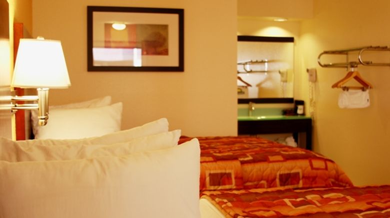 <b>Motel 6 Little Rock Airport Room</b>