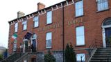<b>Charleville Lodge Exterior</b>