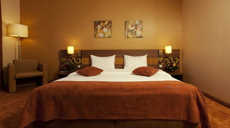 RIN Grand Hotel Room