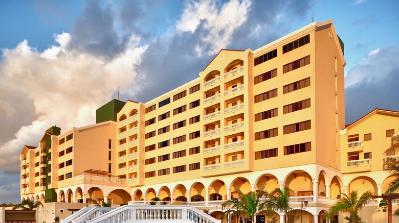 <b>Quinta Avenida Habana Hotel Pool</b> <b>Quinta Avenida Habana Hotel Pool</b>