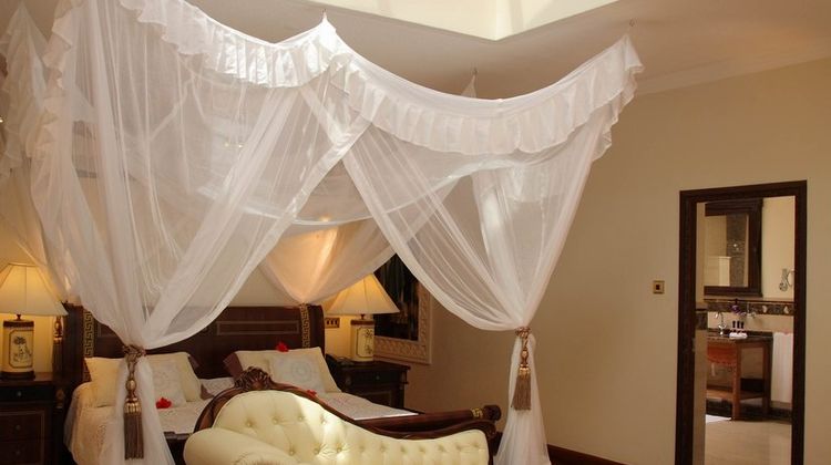 Almanara Luxury Resort Suite
