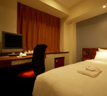 The b Hachioji Room