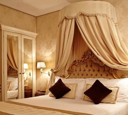Palazzo Paruta Hotel Room