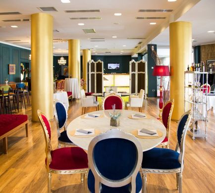 Diplomat Fashion Hotel Restaurant