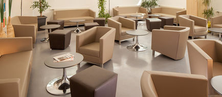 AllYouNeed Hotel Vienna4 Bar/Lounge