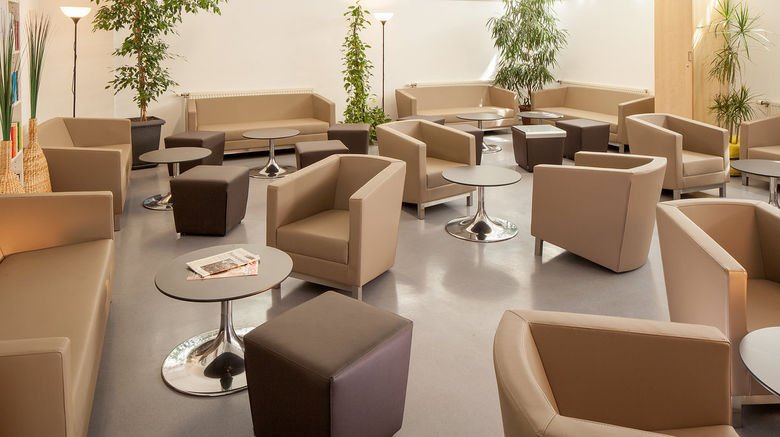 <b>AllYouNeed Hotel Vienna4 Bar/Lounge</b>