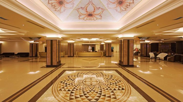 La Marquise Luxury Resort Complex Lobby