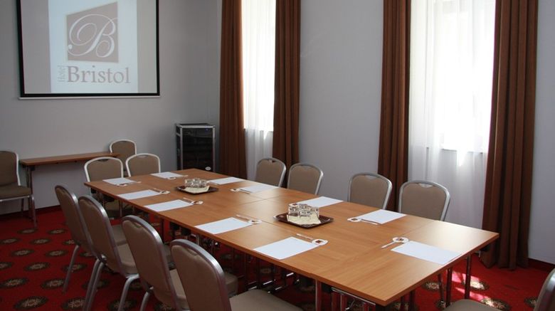 <b>Three Corners Hotel Bristol Meeting</b>