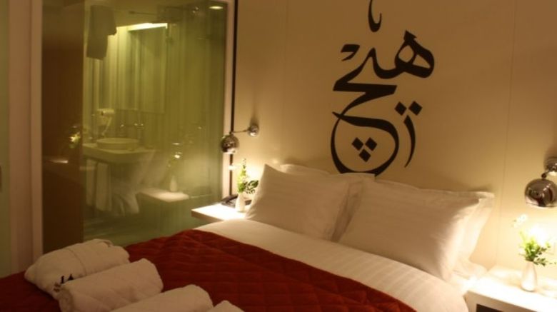 <b>Senatus Hotel Room</b>
