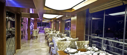 Royce Hotel Restaurant