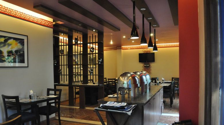 <b>juSTa The Residence - Panchsheel Park Restaurant</b> <b>juSTa The Residence - Panchsheel Park Restaurant</b>