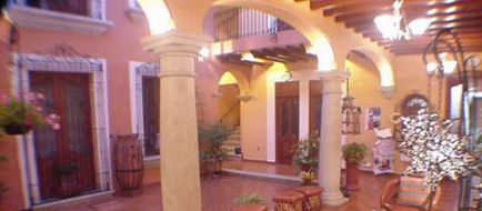 Parador San Miguel Lobby