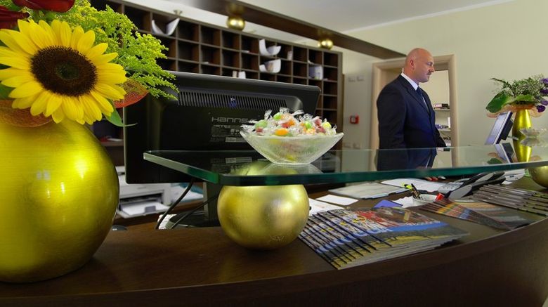 <b>Garibaldi Hotel Lobby</b>