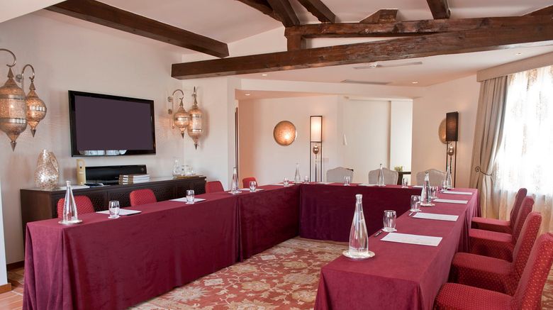 <b>Tiara Yaktsa Cannes Meeting</b>