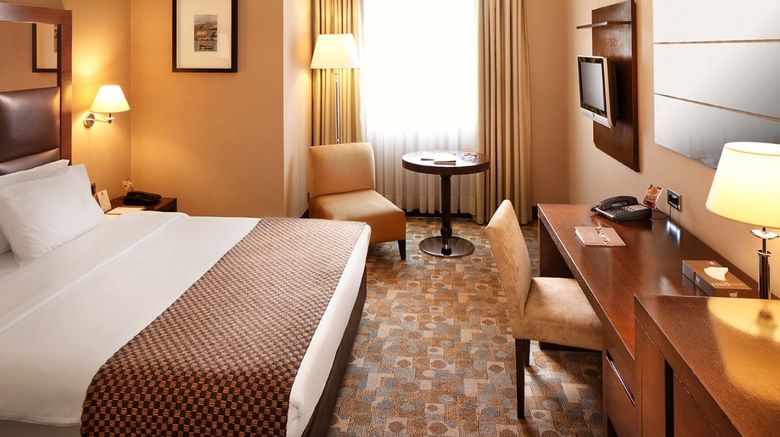 <b>Midtown Hotel Room</b>