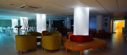 Hotel Adhara Express Lobby