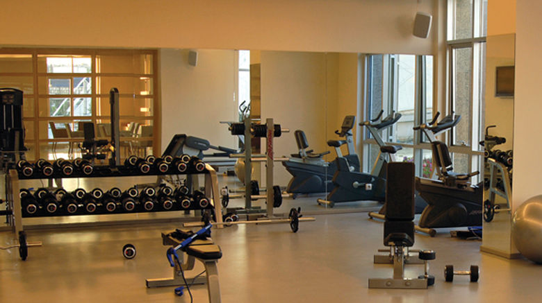 <b>WOW Airport Hotel & Convention Ctr Health</b>
