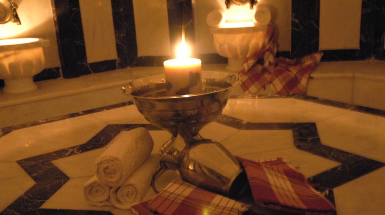 <b>WOW Airport Hotel & Convention Ctr Spa</b>