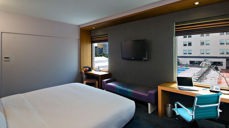 <b>aloft Bengaluru, Whitefield Room</b> <b>aloft Bengaluru, Whitefield Room</b>