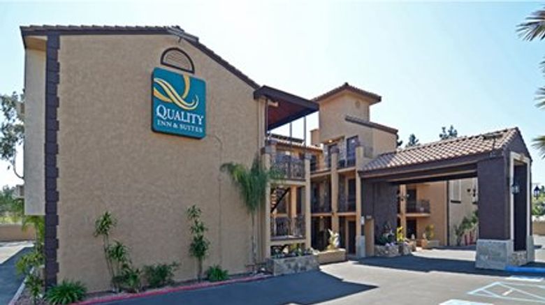 <b>Baja Inn & Suites Exterior</b>