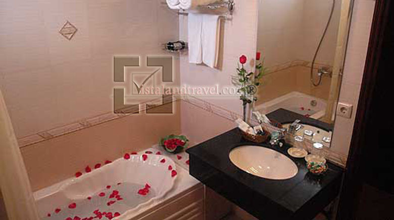 <b>Hanoi Wing Cafe Hotel Suite</b>